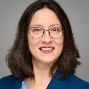 Gina Weatherup Headshot
